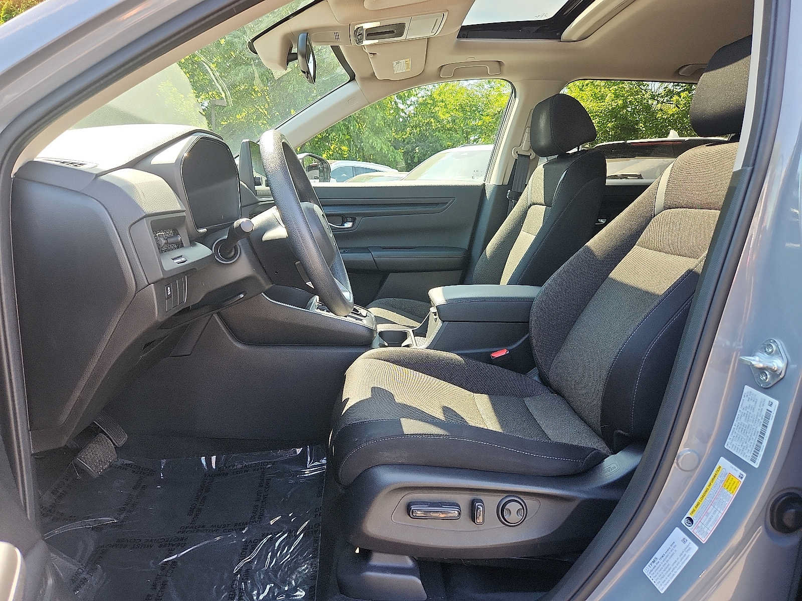 Used 2023 Honda CR-V EX image 13