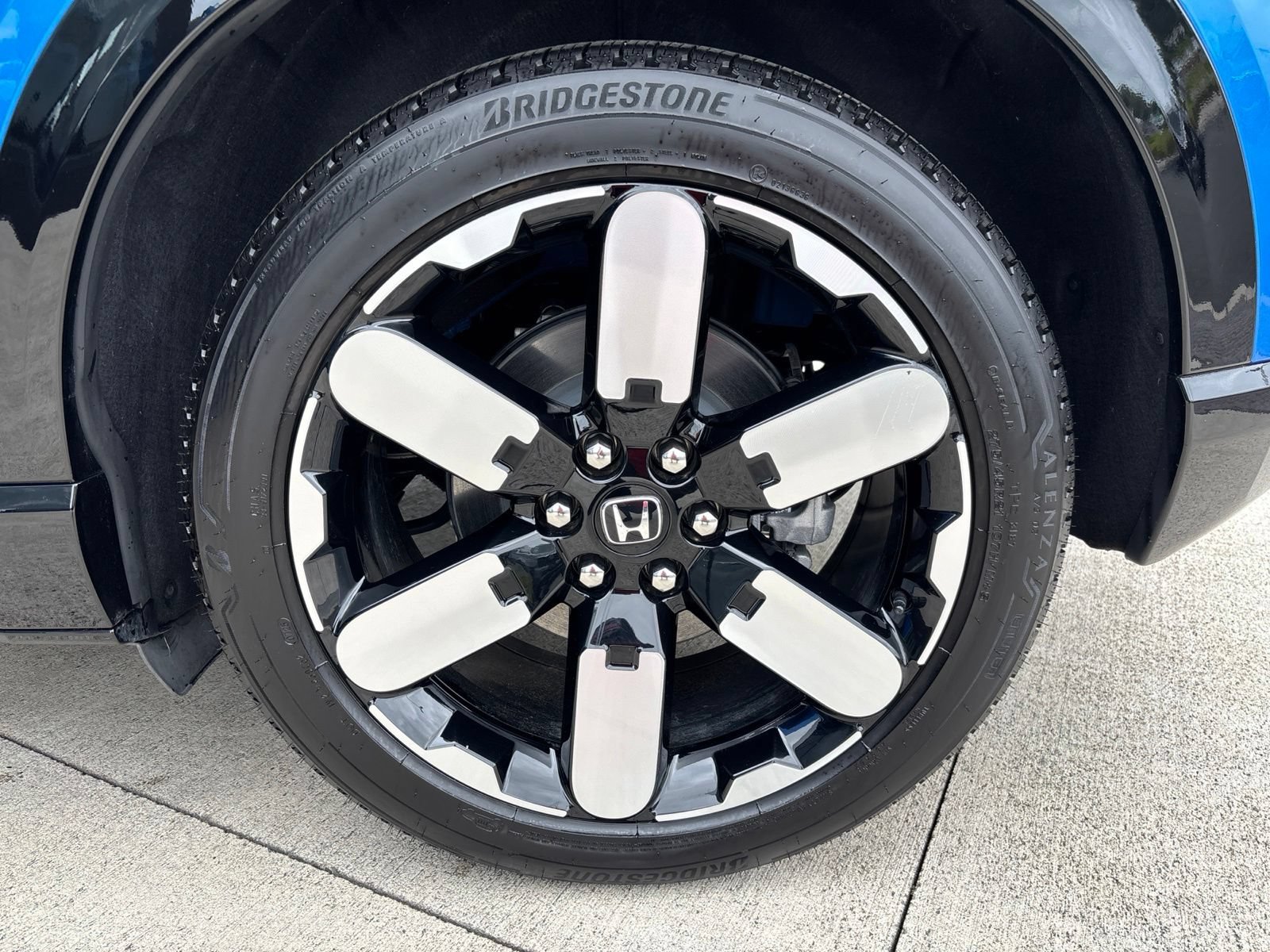 Used 2025 Honda Prologue Elite image 25