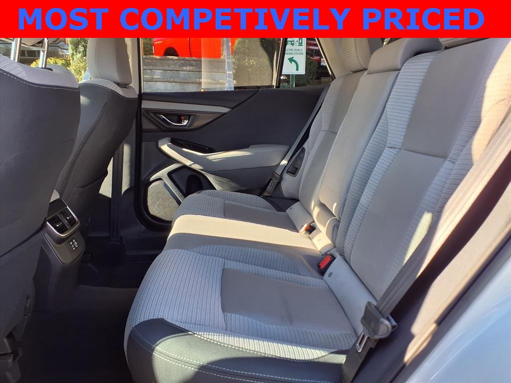 Used 2024 Subaru Outback Premium image 8