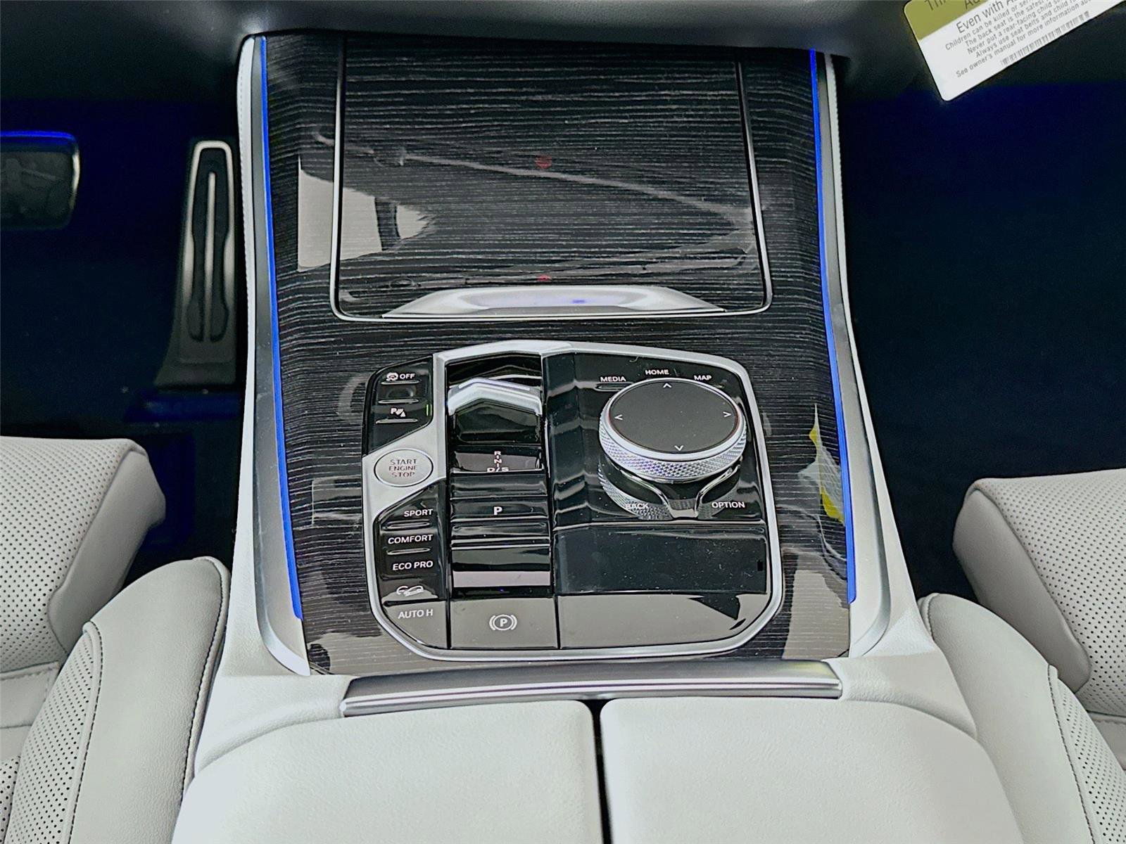 New 2026 BMW X5 xDrive40i w/ M Sport Package image 17