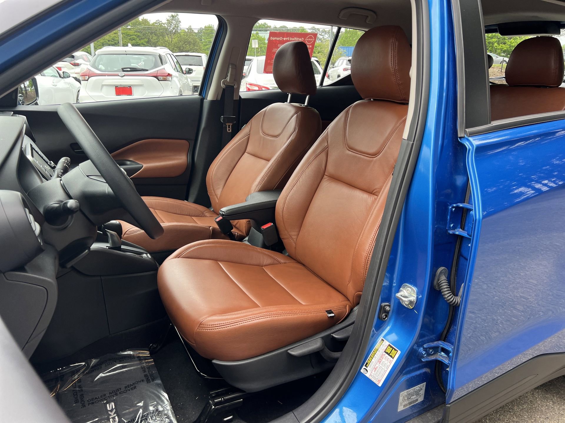Certified 2025 Nissan Kicks Play S FWD image 17