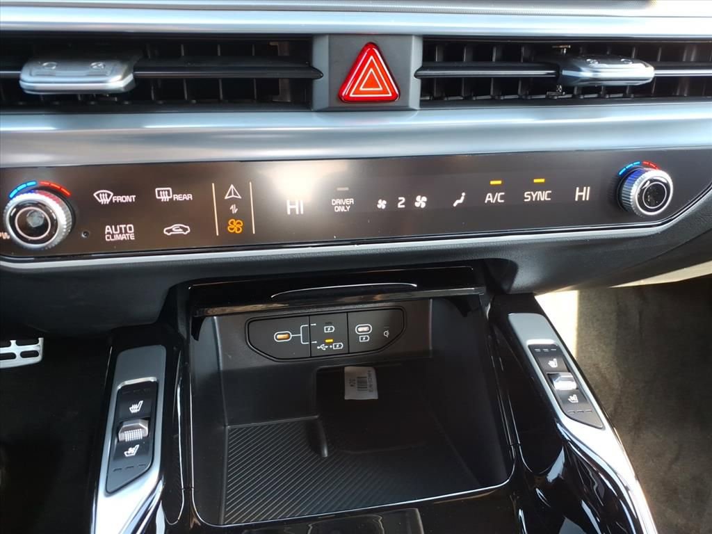 New 2026 Kia Sorento SX Prestige image 18