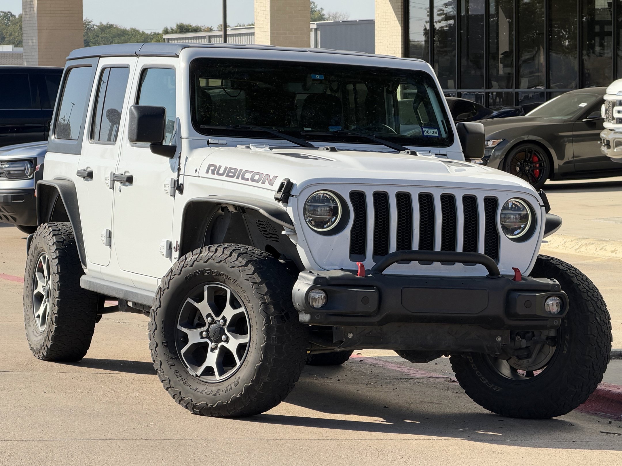 Used 2019 Jeep Wrangler Unlimited Rubicon AWD/4WD image 2