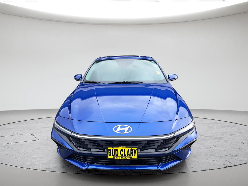 Used 2026 Hyundai Elantra Limited FWD image 8