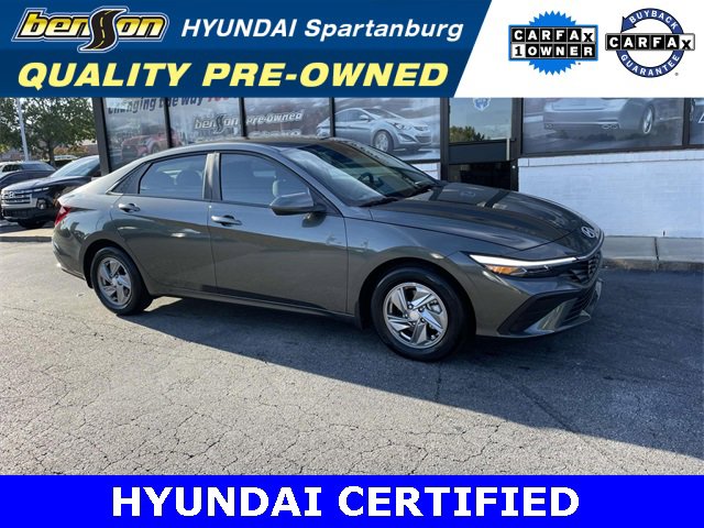 Used 2024 Hyundai Elantra SE