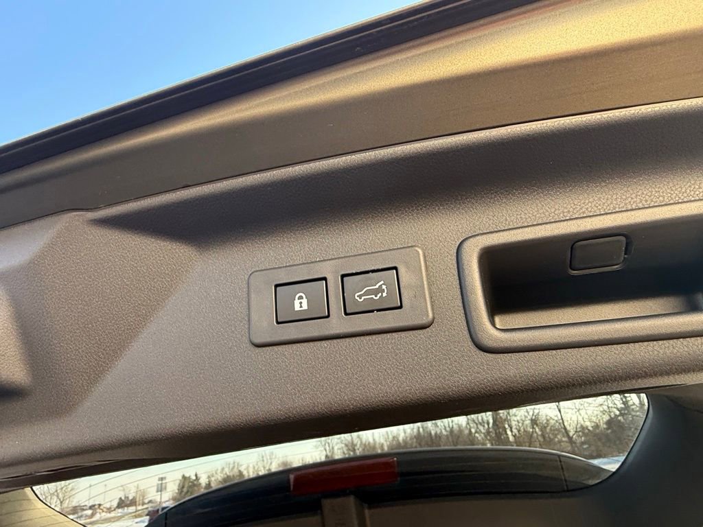 Used 2025 Subaru Forester Touring image 15