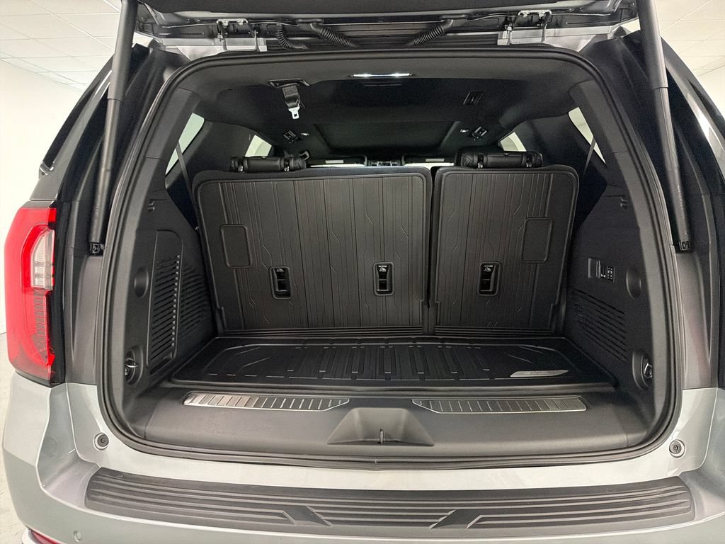 New 2026 GMC Yukon Denali w/ Denali Reserve Package RWD image 7