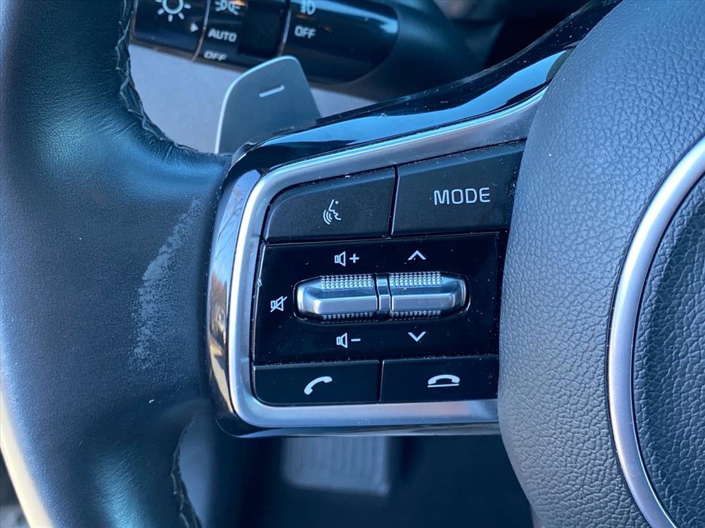Certified 2023 Kia Sorento EX image 20