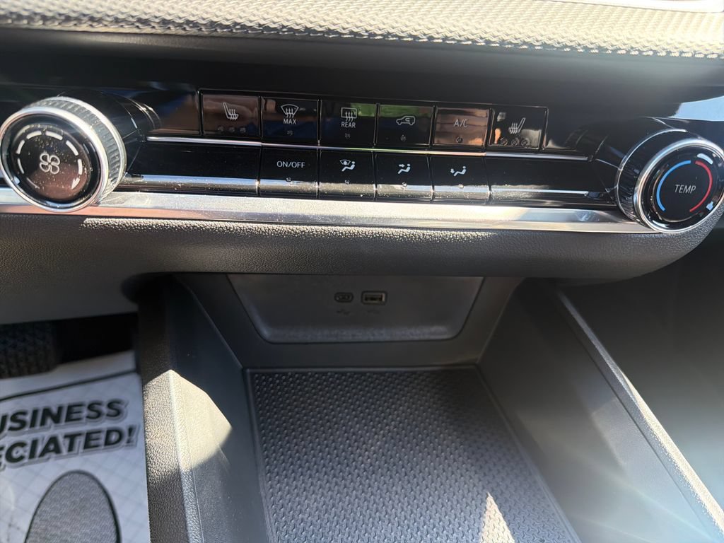 New 2027 Chevrolet Equinox LT AWD/4WD image 17