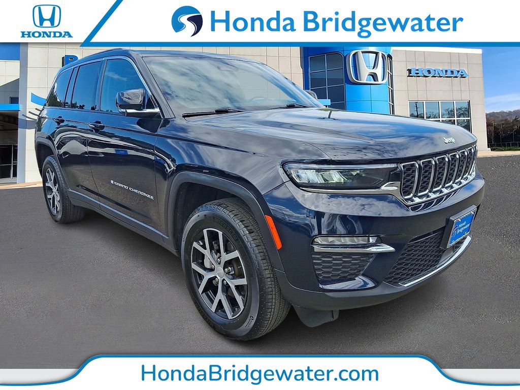 Used 2024 Jeep Grand Cherokee Limited AWD/4WD image 1