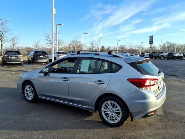 Used 2017 Subaru Impreza 2.0i Premium image 9