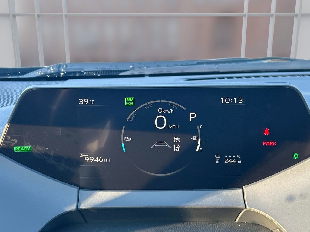 Used 2025 Toyota Prius Plug-In Hybrid image 26