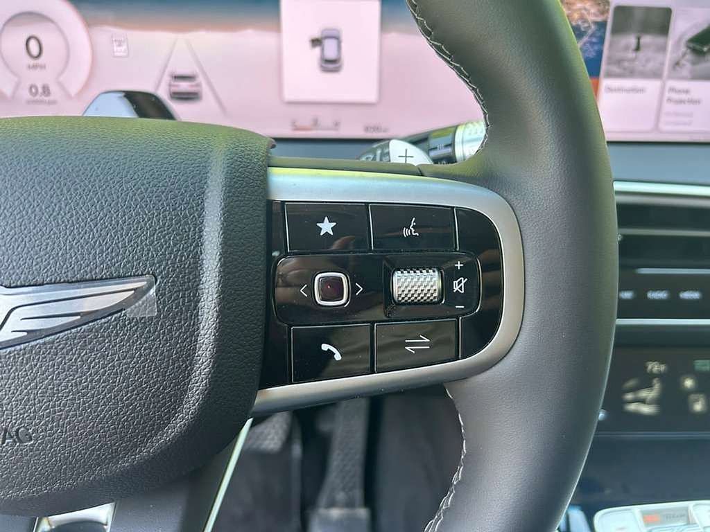 Used 2026 Genesis GV70 2.5T AWD/4WD image 9