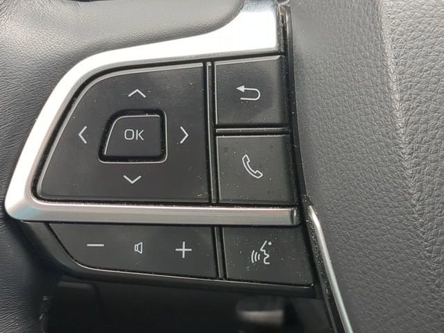 Used 2020 Toyota Highlander Limited AWD/4WD image 25