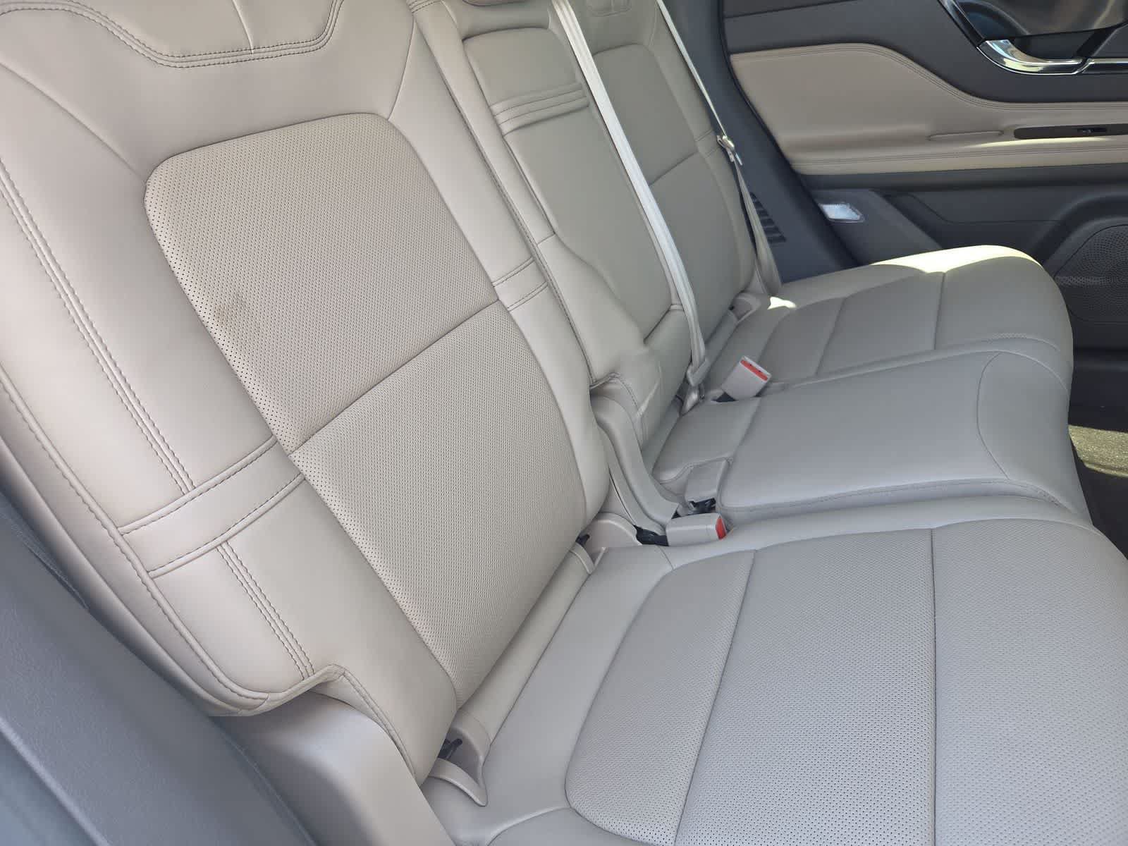 Used 2023 Lincoln Corsair Grand Touring AWD/4WD image 21