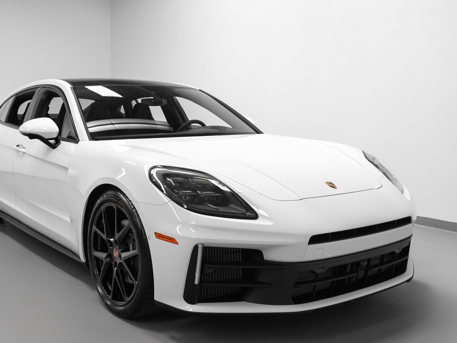 Certified 2026 Porsche Panamera 4 AWD/4WD image 9