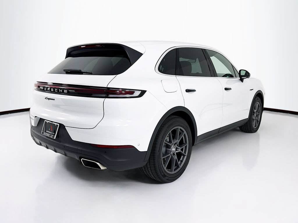 Certified 2025 Porsche Cayenne E-Hybrid AWD/4WD image 9