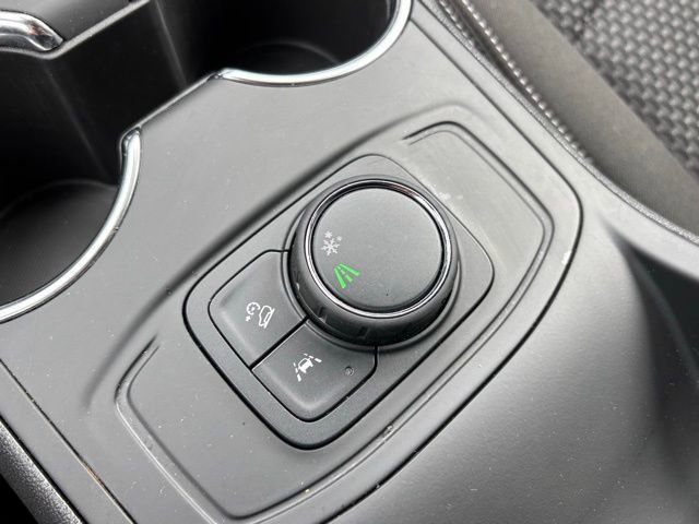 Used 2024 GMC Terrain SLE image 26