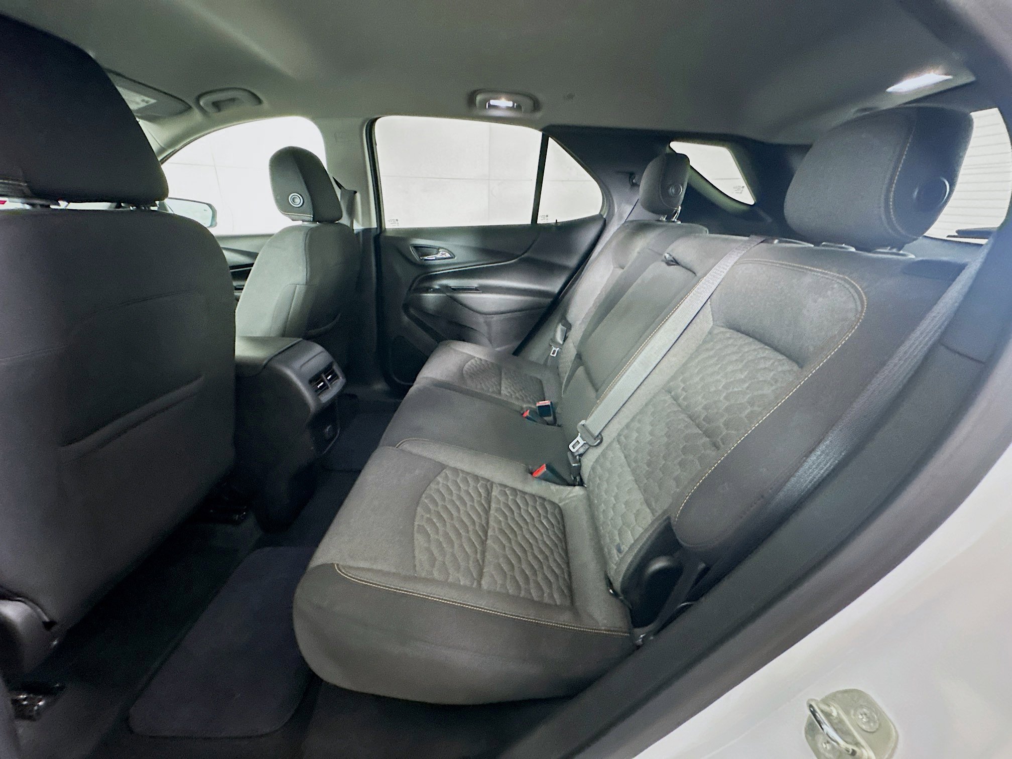 Used 2018 Chevrolet Equinox LT image 26