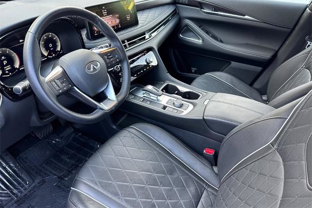 Certified 2025 INFINITI QX60 Autograph w/ Cargo Package image 9