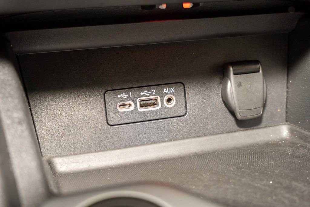 Used 2023 Nissan Sentra SV image 14