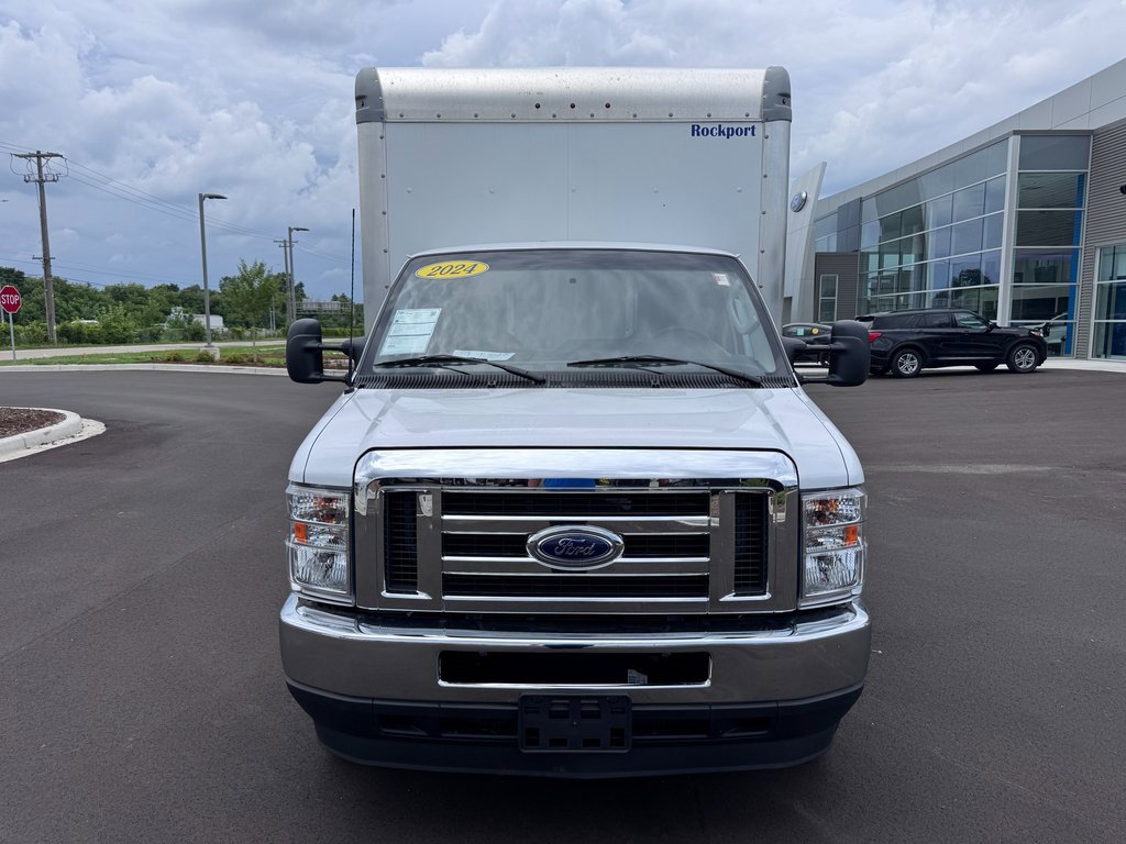 Certified 2024 Ford E-450 and Econoline 450 Super Duty w/ Power Windows & Locks Group image 3