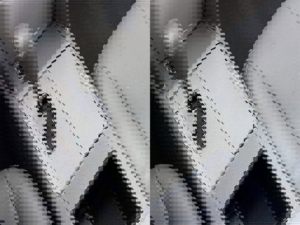 Used 2009 Toyota Camry Hybrid image 9