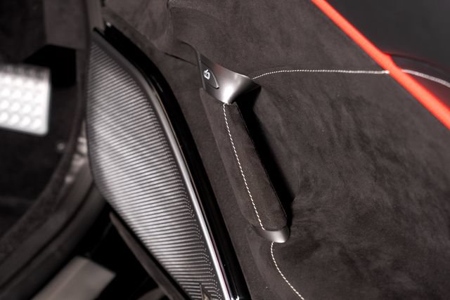 Used 2024 Ferrari Roma RWD image 64