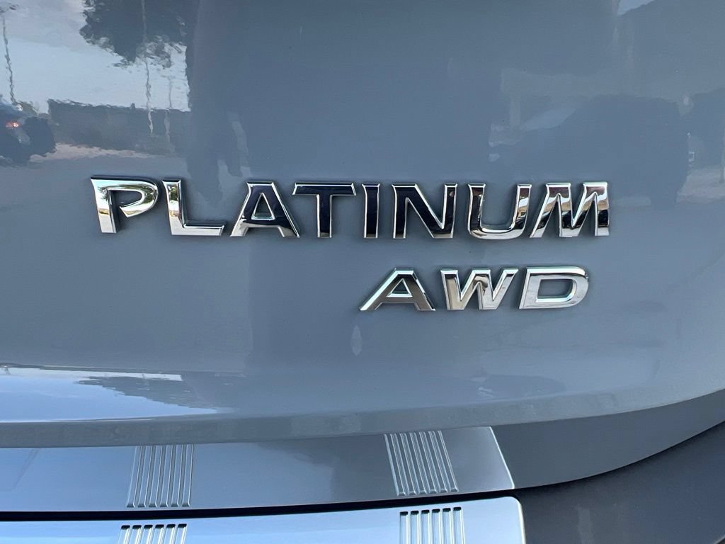 Certified 2023 Nissan Rogue Platinum w/ Platinum Premium Package AWD/4WD image 34