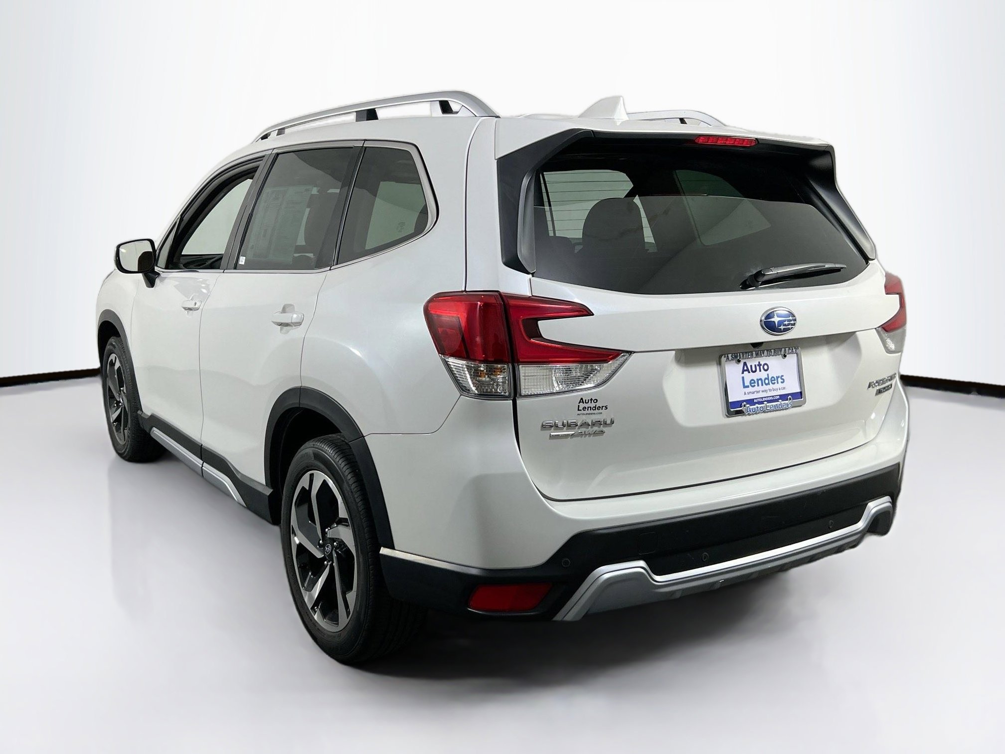 Used 2022 Subaru Forester Touring image 7