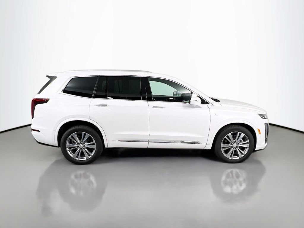 Used 2024 Cadillac XT6 Premium Luxury w/ Technology Package image 4