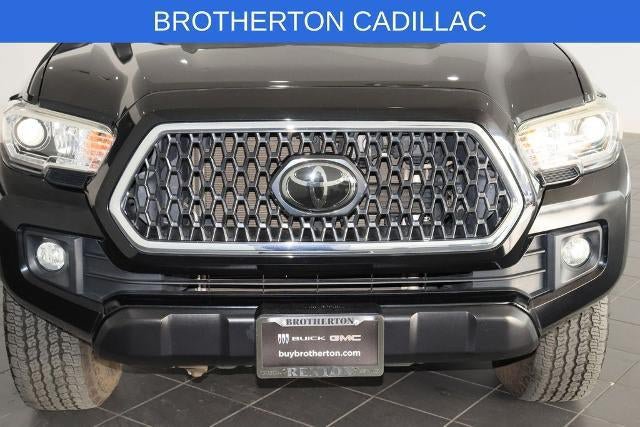 Used 2018 Toyota Tacoma TRD Off-Road w/ TRD Premium Off Road Package AWD/4WD image 12