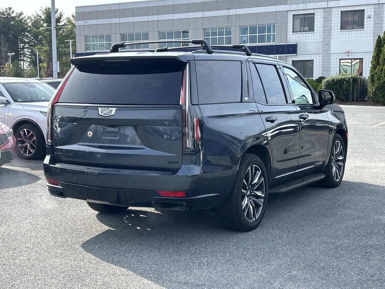 Used 2021 Cadillac Escalade Sport Platinum image 4