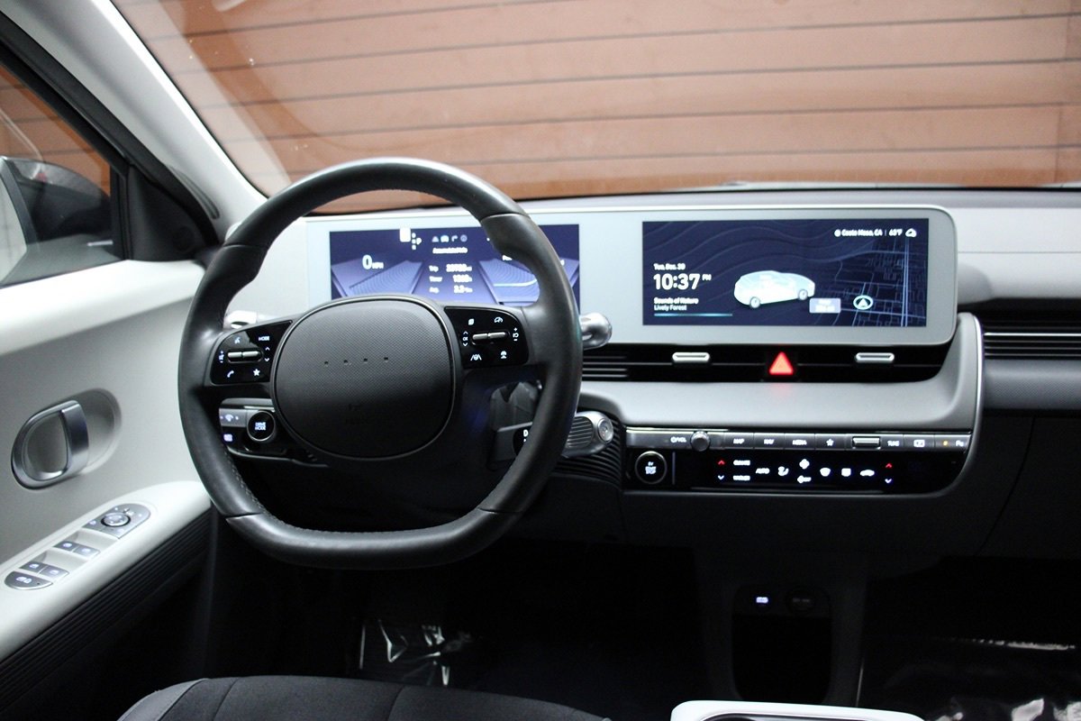 Used 2024 Hyundai Ioniq 5 SEL AWD/4WD image 10