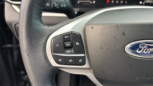 Used 2024 Ford Explorer XLT w/ Equipment Group 202A image 15