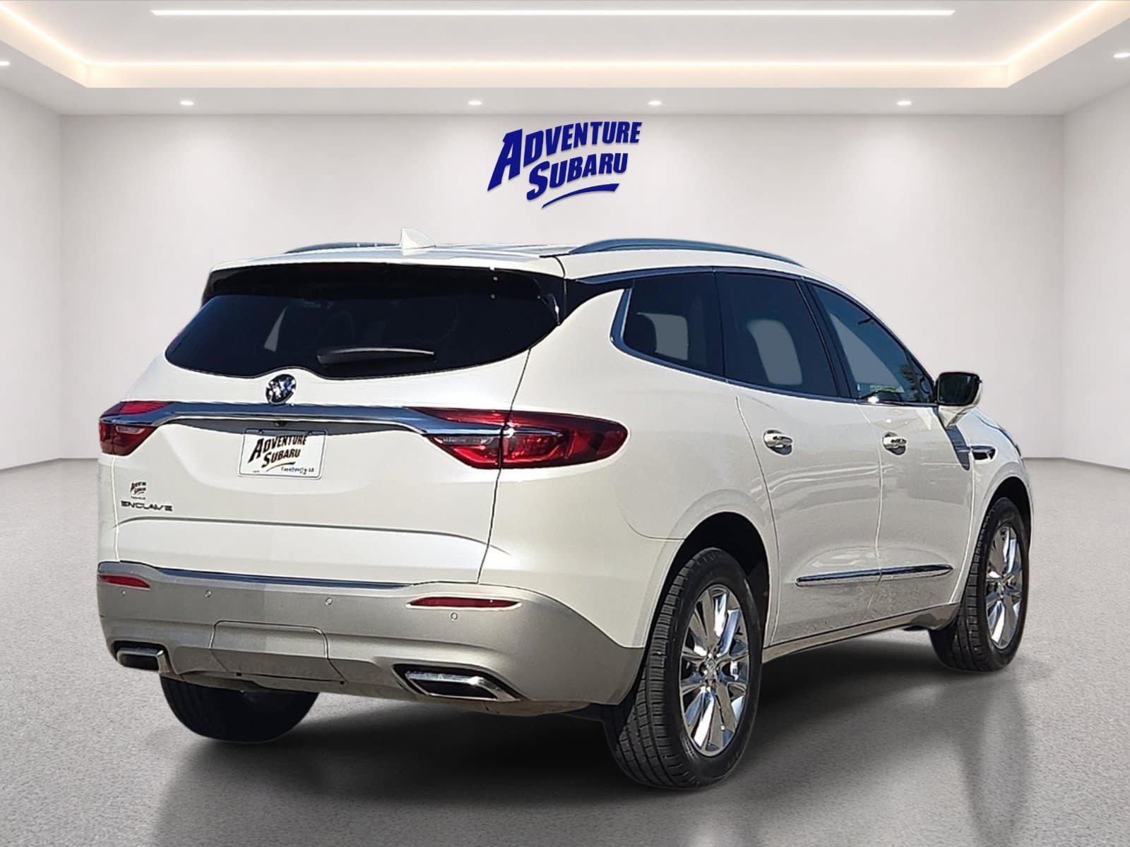 Used 2021 Buick Enclave Premium w/ Sun and Sites Package FWD image 6