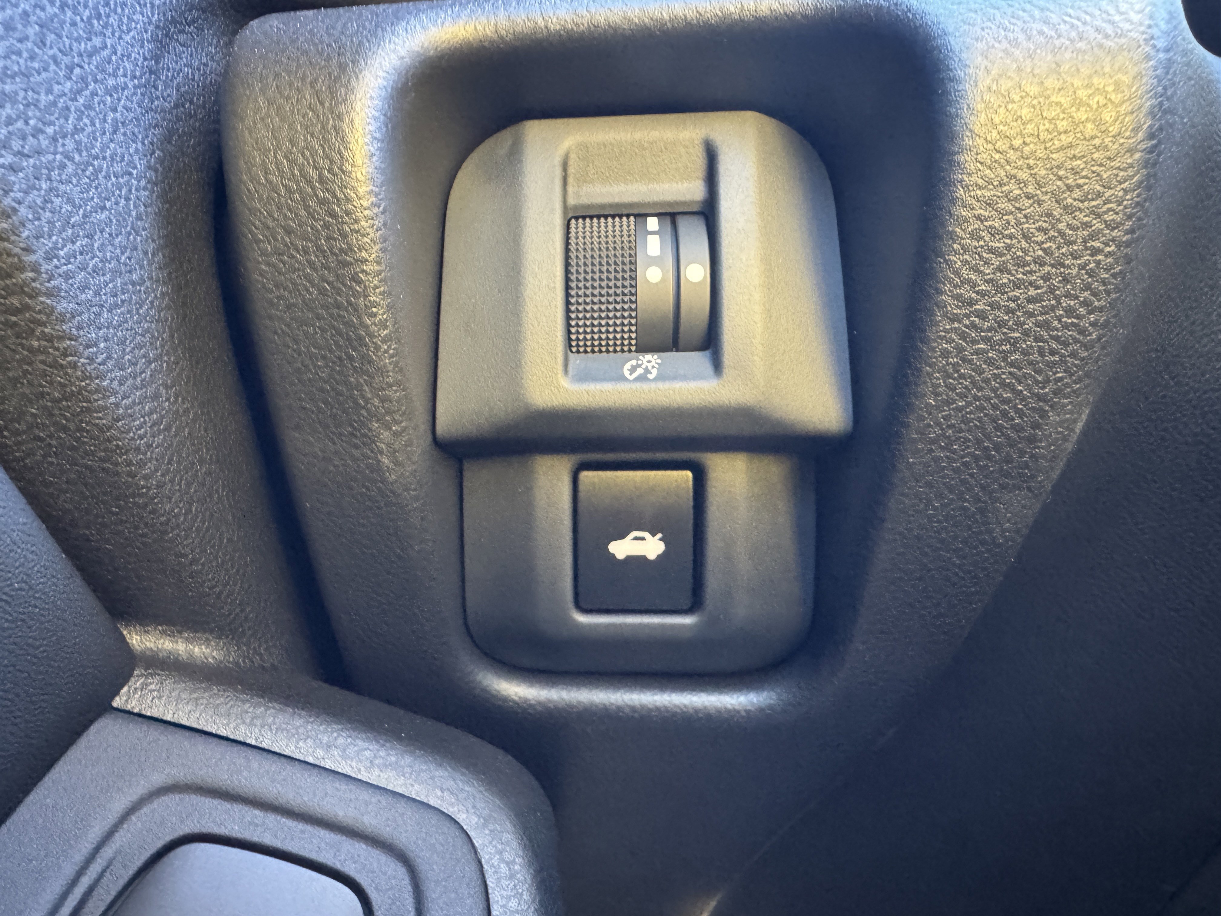 New 2025 Toyota GR86 Premium image 31