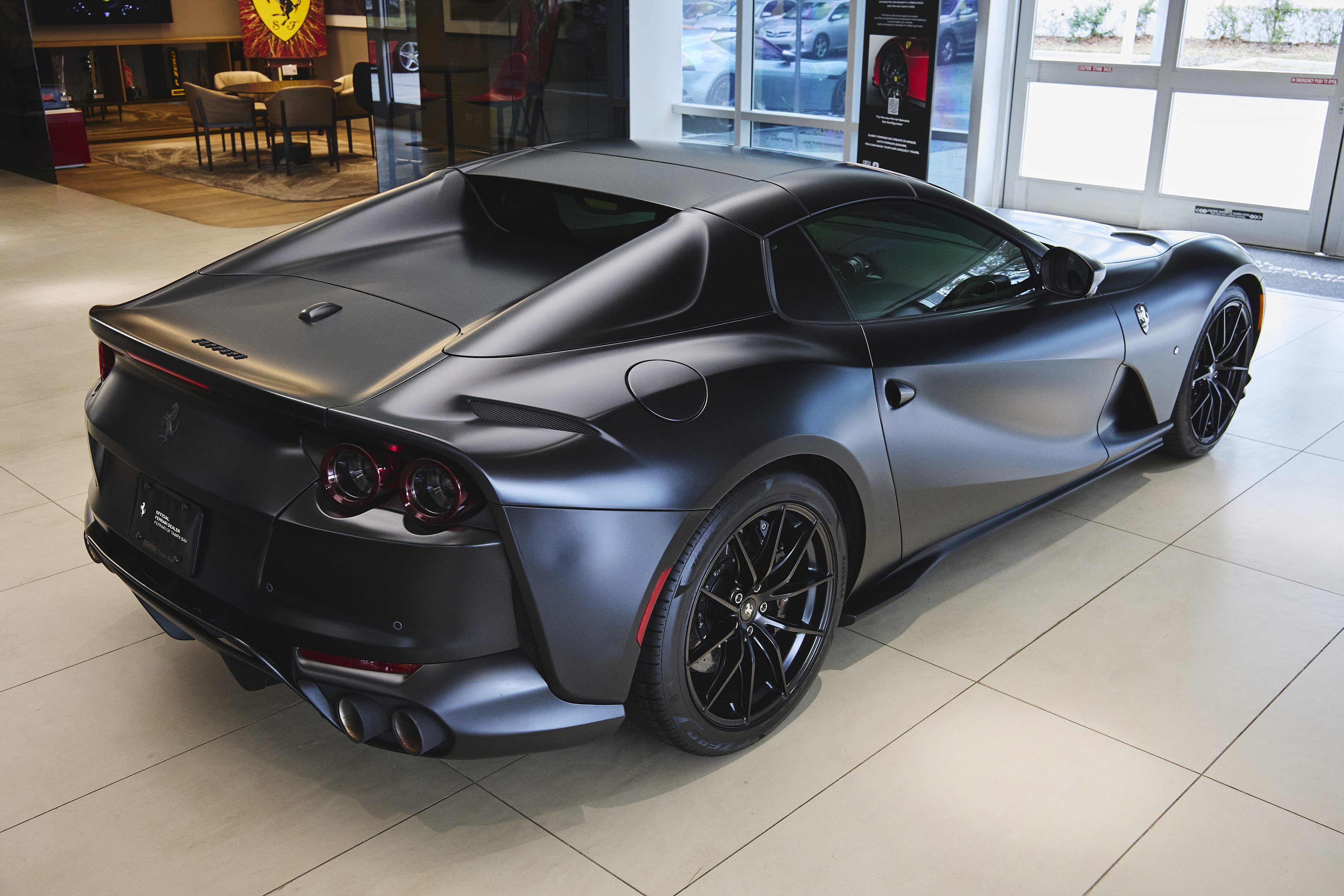 Used 2022 Ferrari 812 GTS image 57