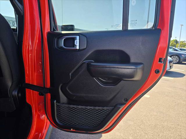 Used 2019 Jeep Wrangler Unlimited Rubicon AWD/4WD image 13