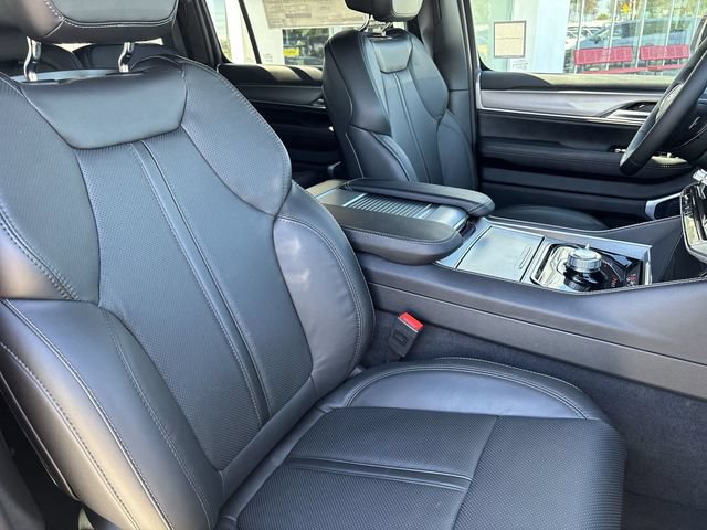 New 2026 Jeep Grand Wagoneer 4WD w/ 8-Passenger Seating Package image 11