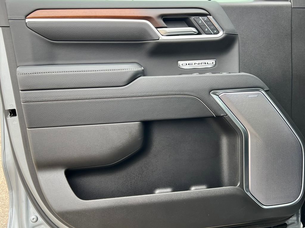 New 2025 GMC Sierra 1500 Denali w/ Denali Reserve Package image 23