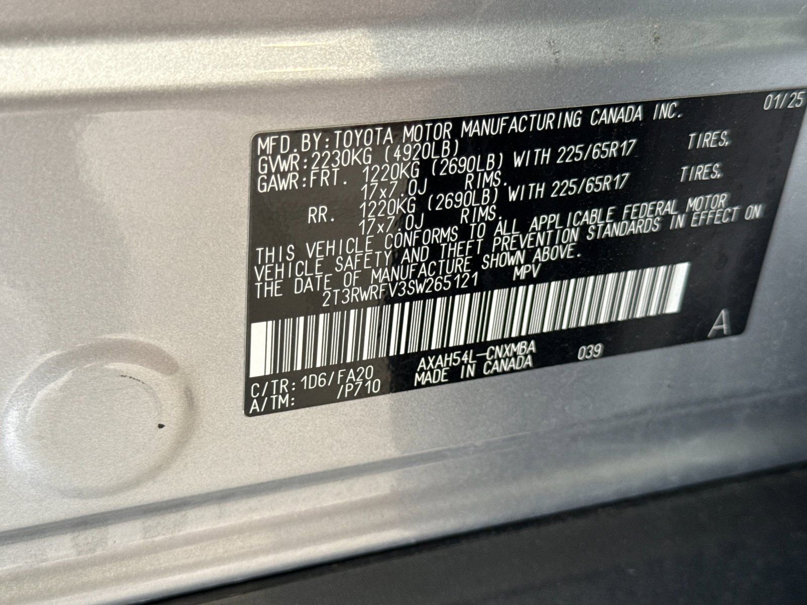 Used 2025 Toyota RAV4 XLE AWD/4WD image 16