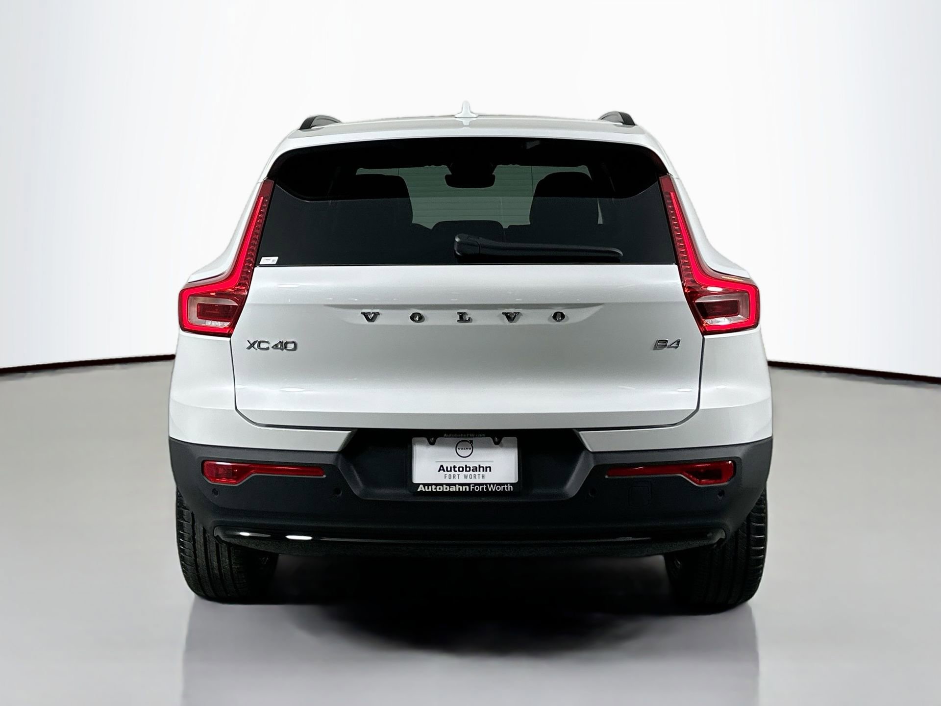 New 2026 Volvo XC40 B4 Core FWD image 6