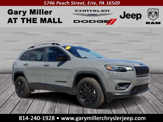 Used 2023 Jeep Cherokee Altitude Lux