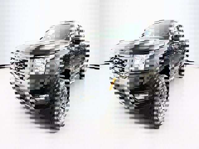 New 2025 Nissan Frontier SV w/ SV Convenience Package