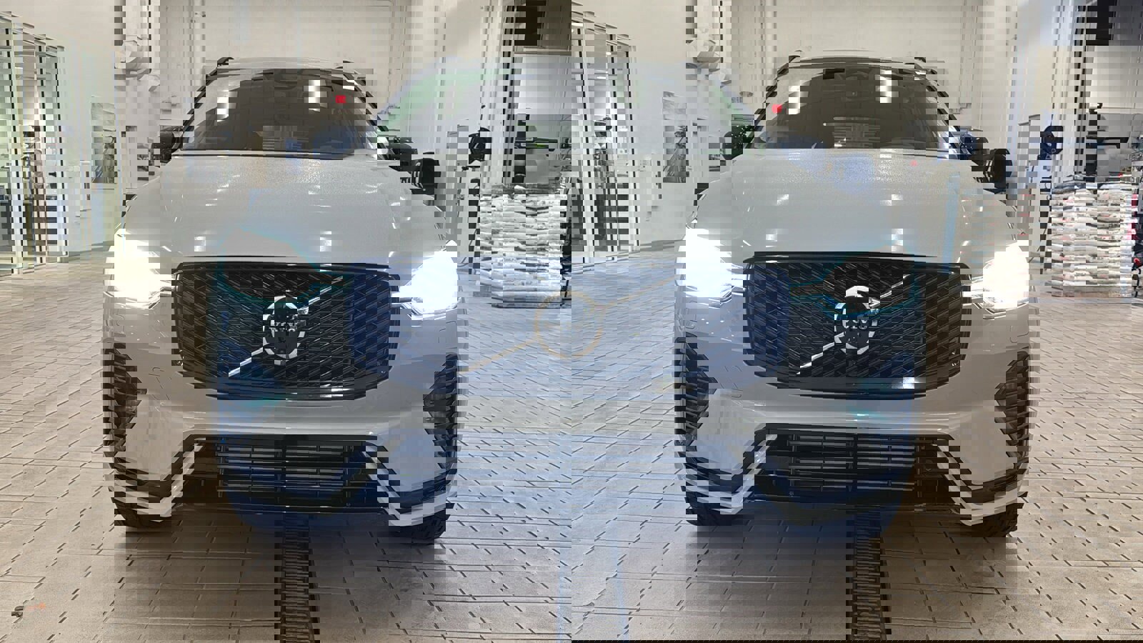 New 2026 Volvo XC60 T8 Plus w/ Protection Package Premier image 10