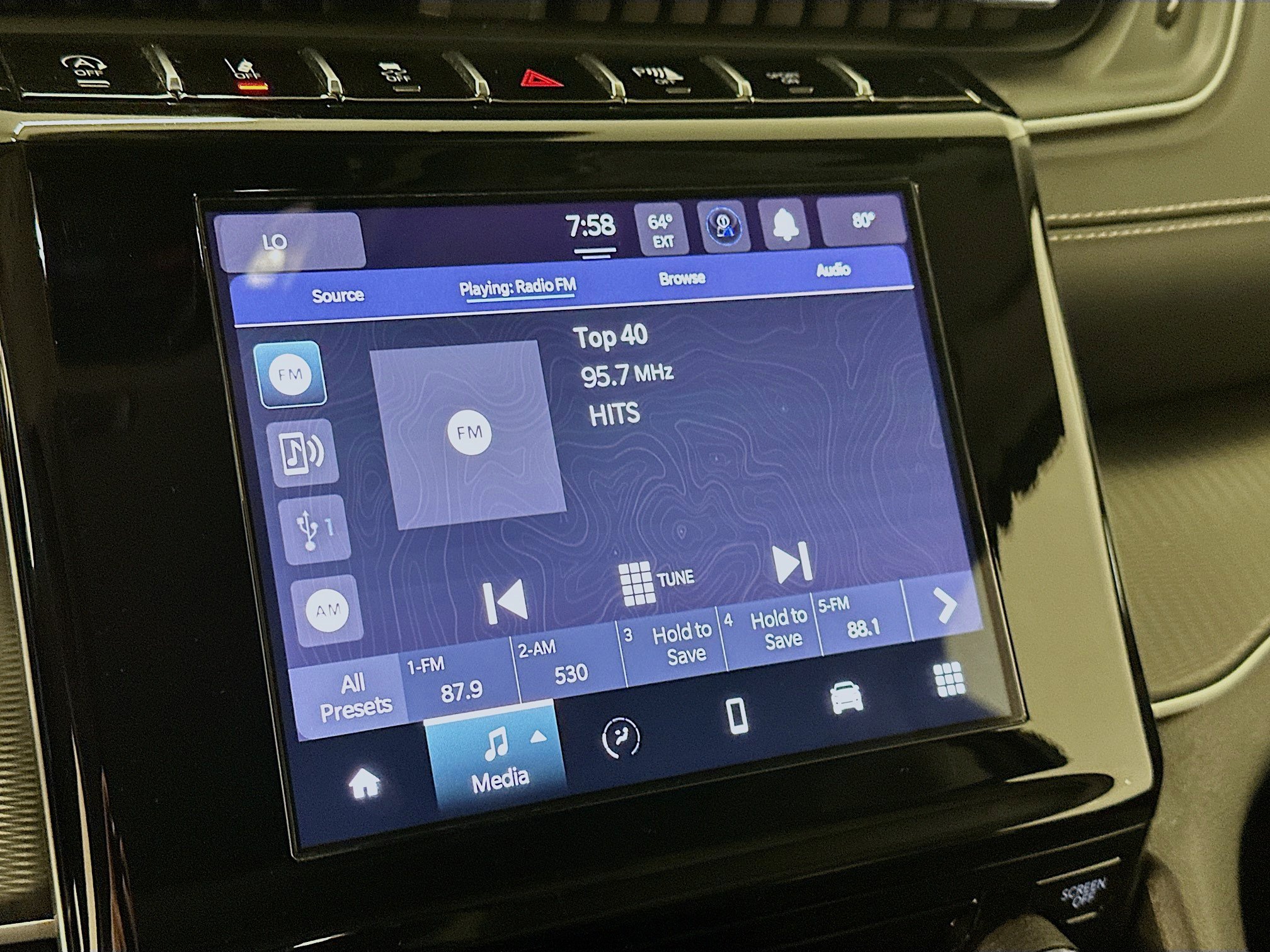 Used 2023 Jeep Grand Cherokee Laredo X AWD/4WD image 21