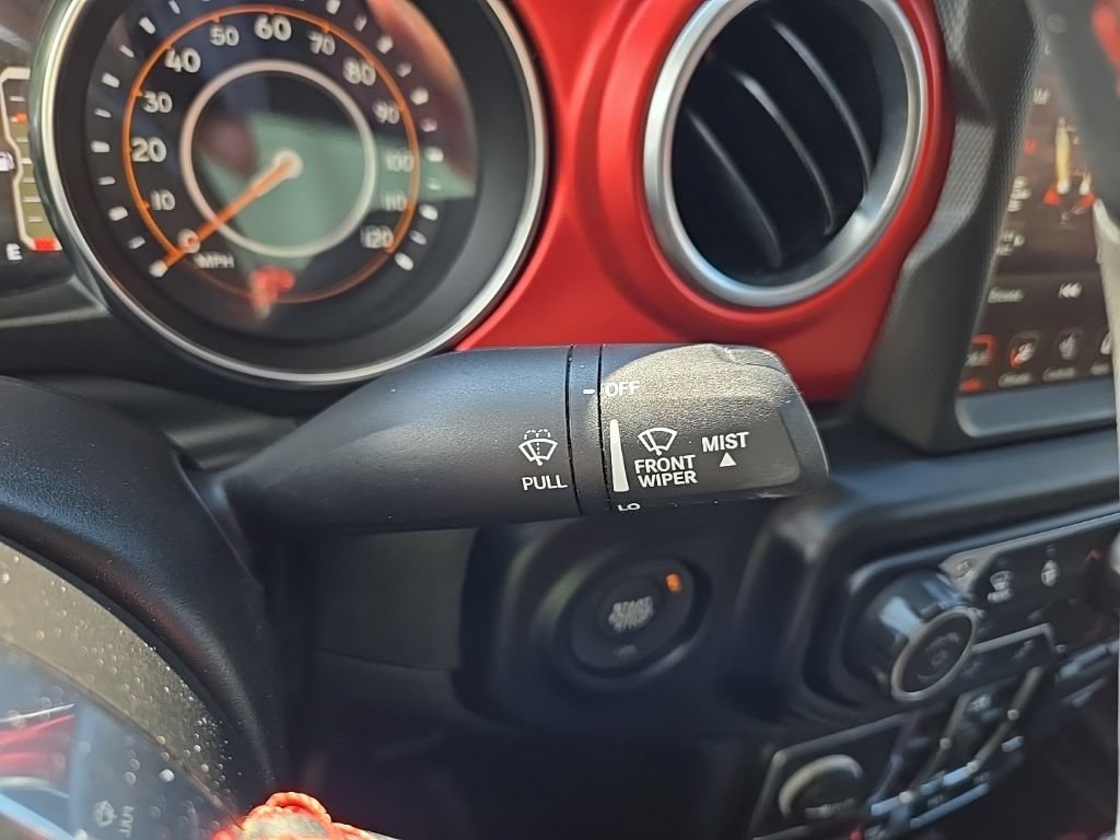 Used 2023 Jeep Gladiator Rubicon w/ Cold Weather Group AWD/4WD image 20