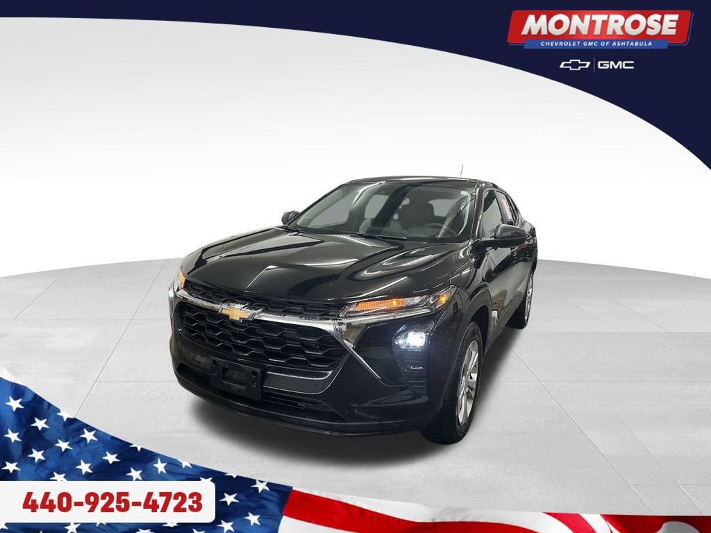 Used 2024 Chevrolet Trax LS image 1