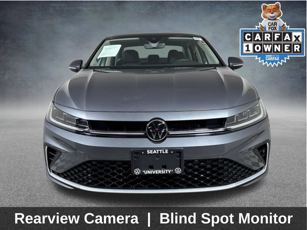 Used 2025 Volkswagen Jetta SEL FWD image 2